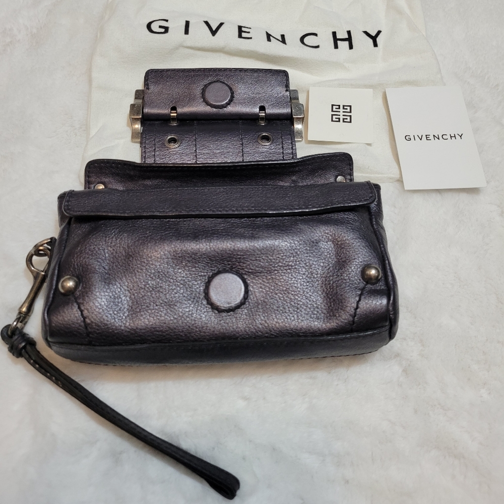 NIB AUTHENTIC GIVENCHY MINI CLARABELLA WRISTLET POUCH IN GUN METAL SILVER